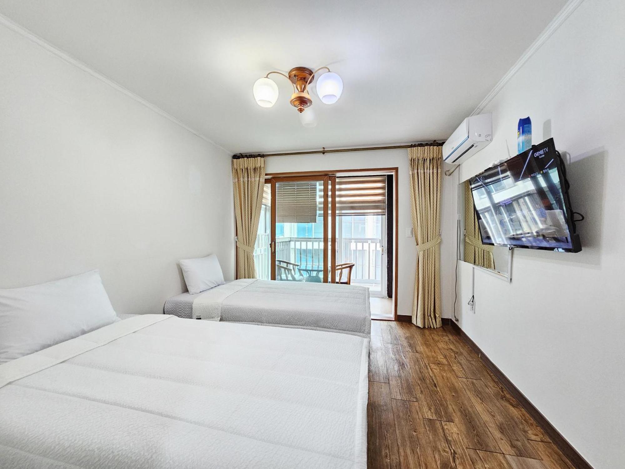 Seongsan Sunrise Pension Seogwipo Extérieur photo
